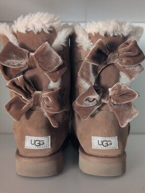 UGG Bailey Bow Velvet Boots Chestnut